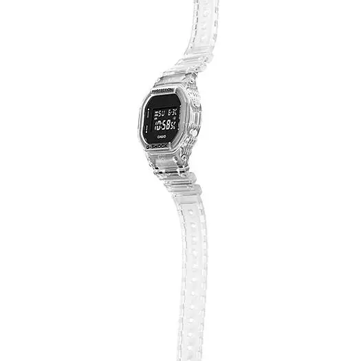 DW-5600SKE-7_Seq07.webp