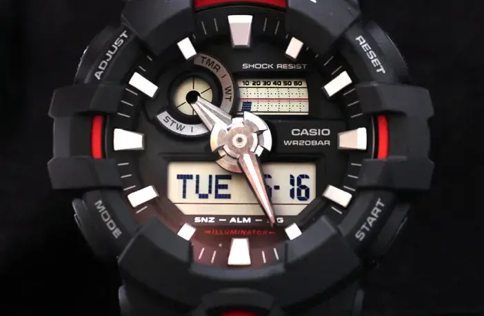 casio-gshock-ga700.webp