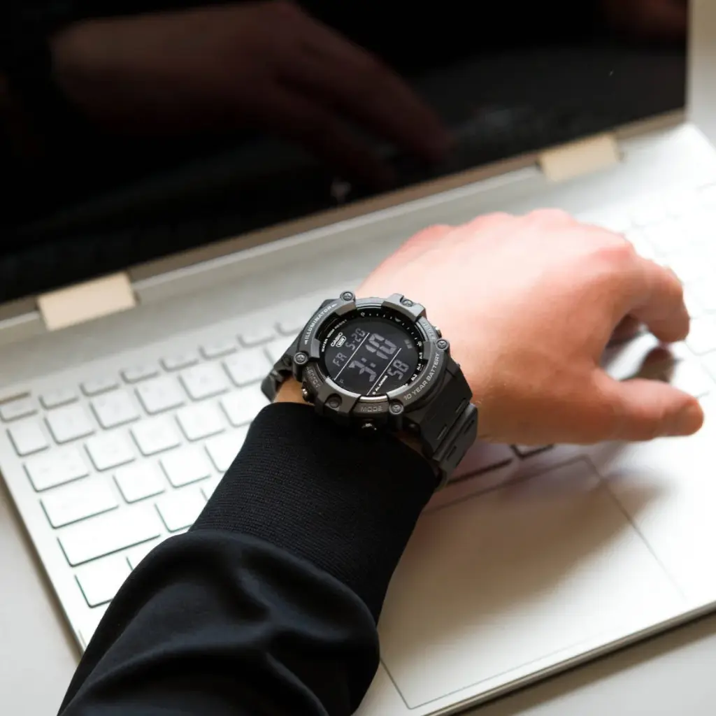 pol_pl_Zegarek-meski-CASIO-AE-1500WH-8BVEF-30050_5.webp