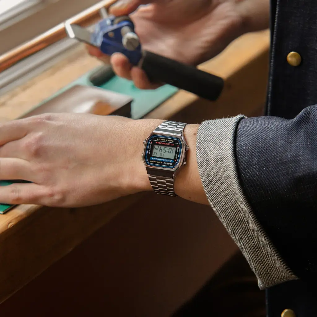 A168WA-1_wrist.webp